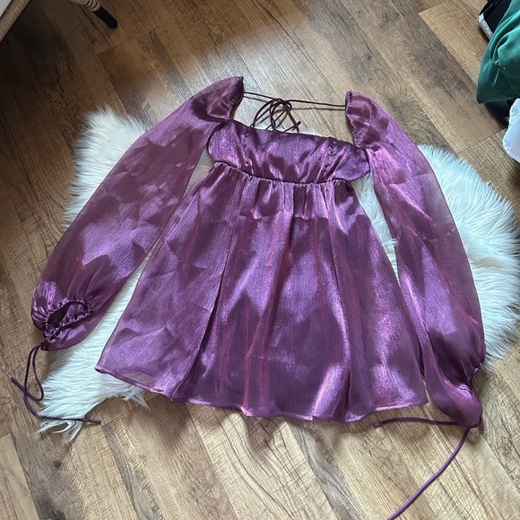 LUCY IN THE SKY Crinkle Long Sleeve Babydoll Mini Dress - Picture 3 of 7